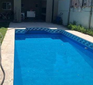 Suipacha House | Las Emes: Family-Friendly Retreat with Pool & Pet Access