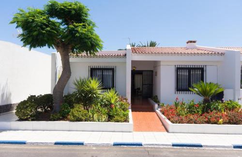 San Eugenio Apartment | Family-Friendly Las Flores 6 with Ocean Views & Pool