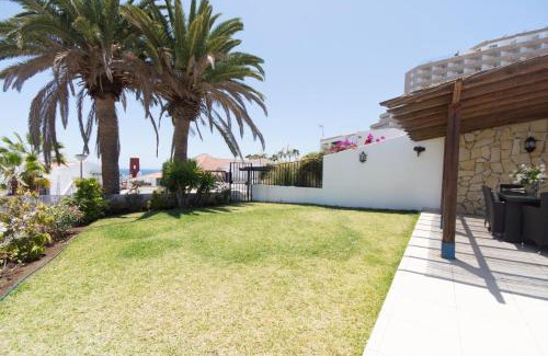 San Eugenio Apartment | Family-Friendly Las Flores 6 with Ocean Views & Pool