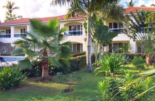 Las Galeras Hotel | Beachfront Bliss at Las Galeras Hotel - 8/10 Guest Rated