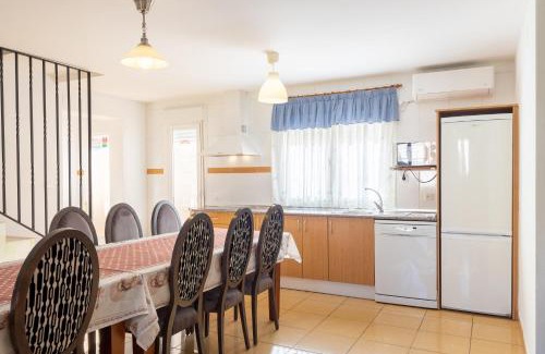 Burgohondo House | Explore Las Gargantas de Gredos: Pet-Friendly Retreat
