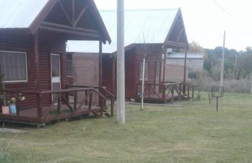 Pehuen-Co Cabin | Pet-Friendly Retreat at Las Huellas Cabaña with Hot Tub