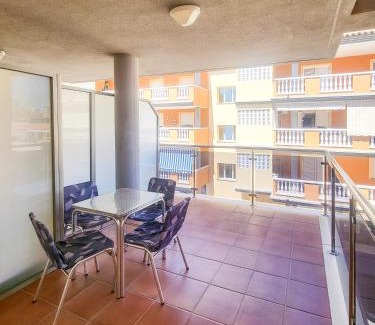 El Grau de Moncofa Apartment | Discover Las Jarcias II: Pet-Friendly Family Retreat