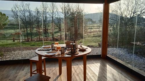 Villar del Pedroso House | Las Lucías: Eco-Adventure with Pool and Ocean Views
