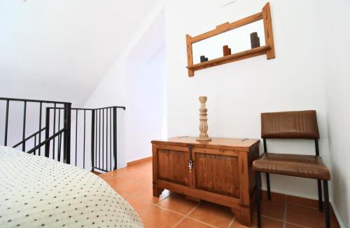 Cortelazor Apartment | Family-Friendly Retreat at Las Mercedes - Duplex by SIERRA VIVA