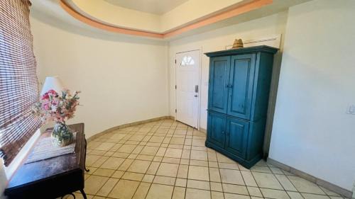 Puerto Penasco Apartment | Guest Rated 10/10: Las Palmas Resort with Oceanfront Pool