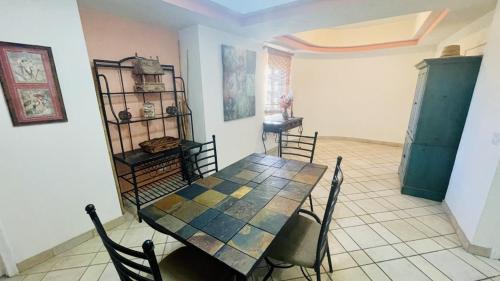 Puerto Penasco Apartment | Guest Rated 10/10: Las Palmas Resort with Oceanfront Pool