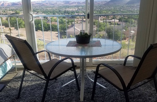 St. George Condo | Idyllic Las Palmas Water Park Resort with Free WiFi & Spa