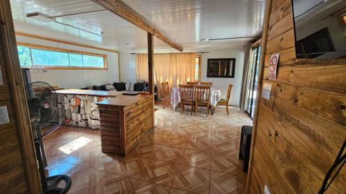 Bajos de Lircay House | Family-Friendly Retreat at Las Palmeras de Colbún Hotel