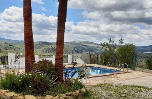 Algodonales House | Las Palmeras: Family-Friendly Oasis with Pool & Ocean Views