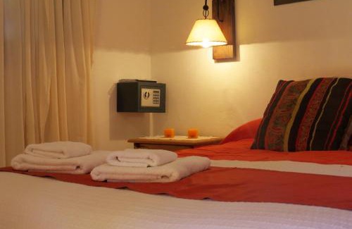 Los Reartes Cabin | Iconic Las Princesas Cabañas with Ocean View & Hot Tub