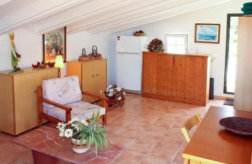 L'Argentina Villa | Discover Las Tórtolas: Family-Friendly Getaway with Pool