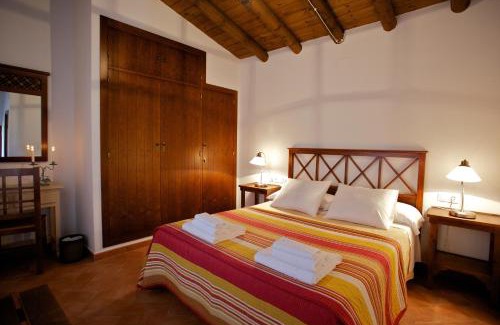 Higuera de la Sierra House | Stunning Las Tobas: 4-Star Oceanfront Retreat with Pool
