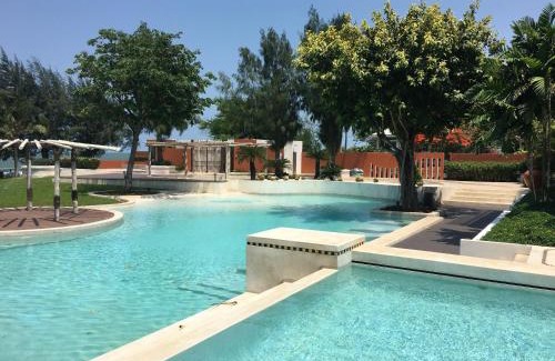 Khao Tao Apartment | Oceanfront Las Tortugas Apartment C101 with Pool & Breakfast