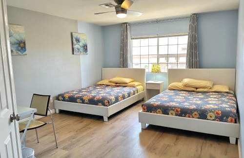 Green Valley North Villa | Explore Las Vegas Specialty Villa Resort for 12 Guests