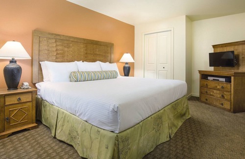 Las Vegas Resort | Experience the Excitement of Las Vegas at Our Hotel!