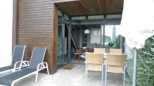 Cue Apartment | Oceanfront Bliss at Las Villas de Cué - Rated 9.7/10