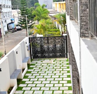 Yercaud Hotel | Lasinara inn