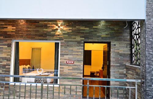 Yercaud Hotel | Lasinara inn