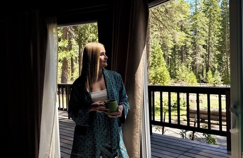 Mineral Ski Chalet | Experience Alpine Elegance with EV Charging & Top Amenities