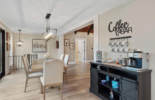 Dixie - Berryhill House | Discover Last Cove Lodge: Renovated 1950's Fishing Retreat