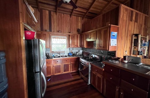 Gales Point Villa | Explore Last Frontiers: Family-Friendly & Pet Welcoming Stay