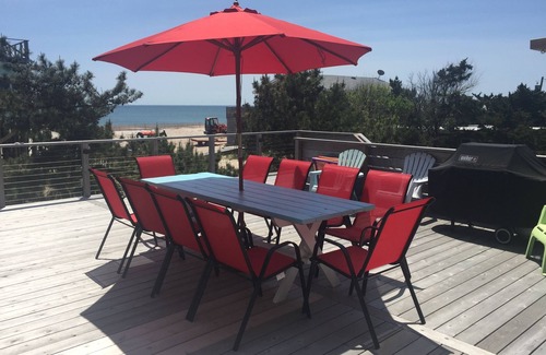 Ocean Bay Park House | Beachfront Bliss: Enjoy Amazing Ocean Views This Summer!