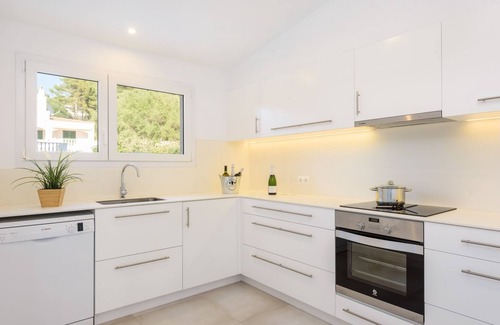 Sant Tomas Villa | Villa Lucia B17: Sea View Retreat with Pool and Spa