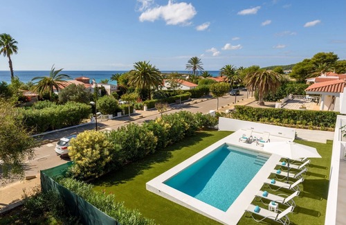 Sant Tomas Villa | Villa Lucia B17: Sea View Retreat with Pool and Spa