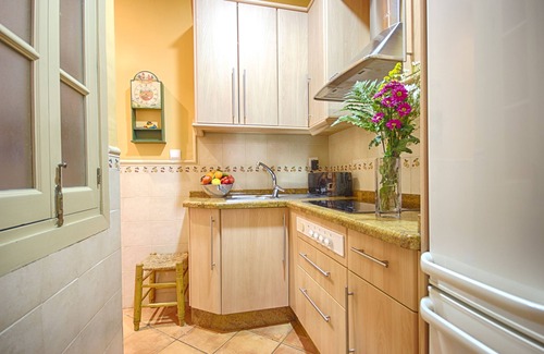 Perchel Sur Apartment | Last Minute Offer: Cozy Apartment in Malaga Historical Centre