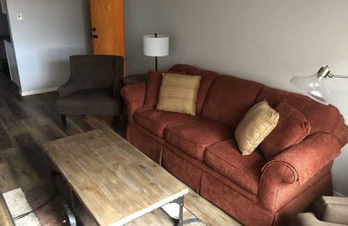 Cheyenne Apartment | Last Minute Availability for Cheyenne Frontier Days Events