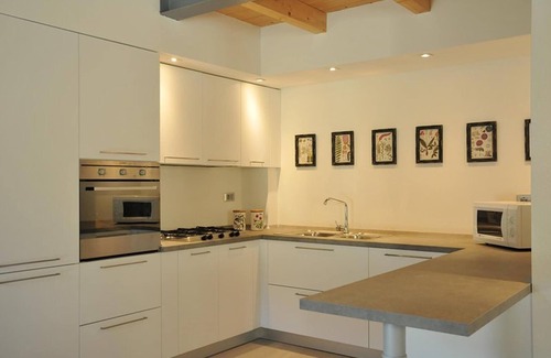 Zignago Villa | Relax at Podere Gaia: Pool, Free WiFi & Close to Beaches