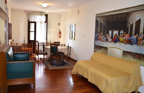 Vivaro House | Pet-Friendly Retreat at Lataria dei Magredi with Pool