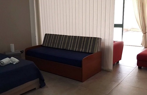 Mascalucia House | Discover Latavernapartment: Family-Friendly with Kitchen Access