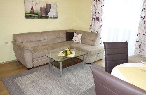Sankt Veit im Pongau Hotel | Discover Laterndl-Wirt: Family-Friendly with Breakfast & Hot Tub