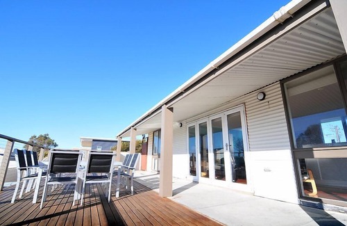 Waterhouse House | Pet-Friendly Latitude 37 with Expansive Outdoor Deck