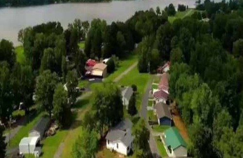 Hardin House | Latitude Adjustment Kentucky Lake