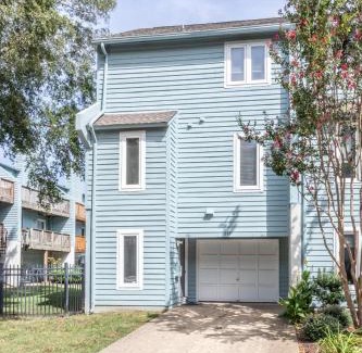 Northeast Virginia Beach House | Perfect Latitude Adjustment for Family-Friendly Escapes
