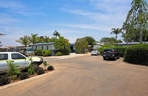 Roebourne Hotel | Comfortable Latitude20 Roebourne Village with Family Amenities