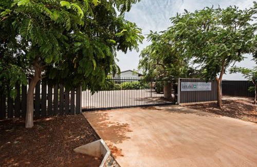 Roebourne Hotel | Comfortable Latitude20 Roebourne Village with Family Amenities