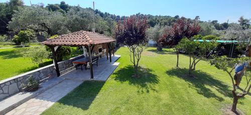 Ormos Panagias Apartment | Oceanfront Latoura Studios with Breakfast & 9.7/10 Rating