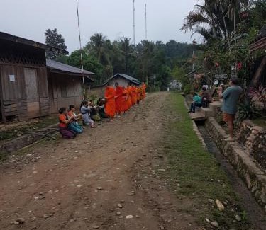 Muang Ngoi Neua House | Relax at Lattanavongsa Guesthouse & Bungalows by the Ocean