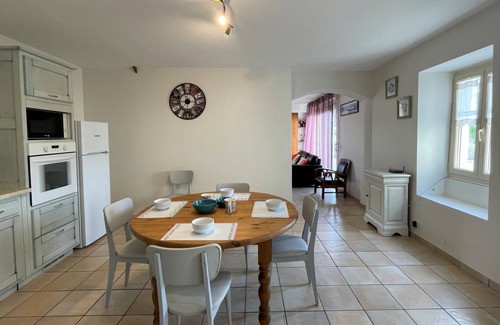 Loubieng House | Cozy LAUBARET Gîte in Loubieng - Family-Friendly Retreat