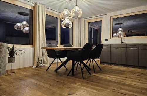 Wiler Apartment | Lauchernalp - Neue Ferienwohnung ENYA