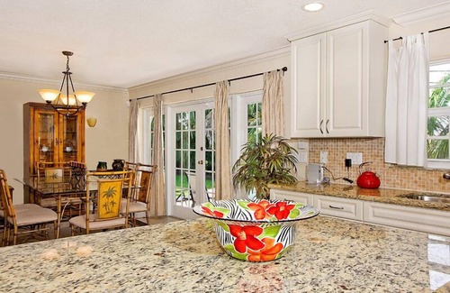 Bel Air House | Idyllic Lauderdale-by-the-Sea Retreat with Pool & Beach Access