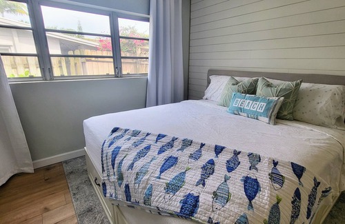Bel Air House | Beachside Retreat: Lauderdale-by-the-Sea Guest House
