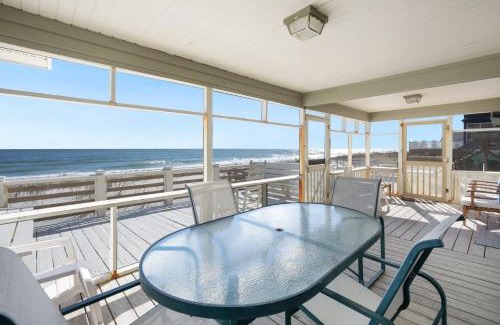Pawleys Island House | Laughin Place home by Peace Vacations
