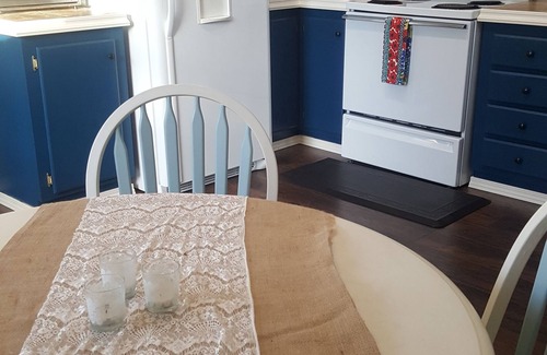 Sequim House | Beachside Laughing Duck Ranch with Ocean Views & Spa