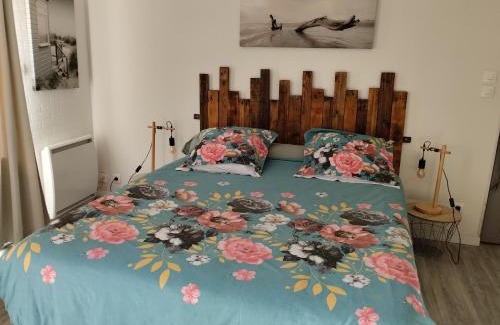 Chenehutte-Treves-Cunault House | Discover Launay: Pet-Friendly Haven with 8.9/10 Rating