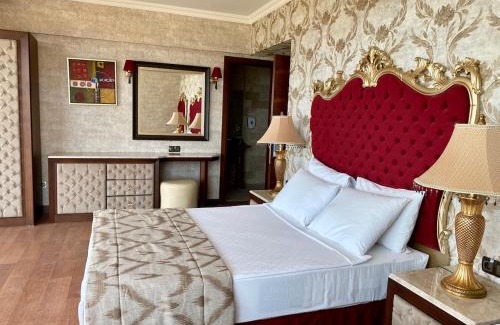 Camlık Mahallesi Resort | Elegant LAUR HOTELS: Oceanfront Bliss & Premium Amenities